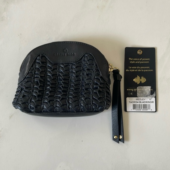 Celine Dion - Picture 9 of 11